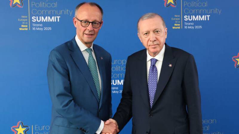 cumhurbaskani-erdogan-ve-almanya-basbakani-merz-telefonda-gorustu-erdogandan-israil-iran-catismasinda-diplomasi-vurgusu-JvdBucFL.jpg