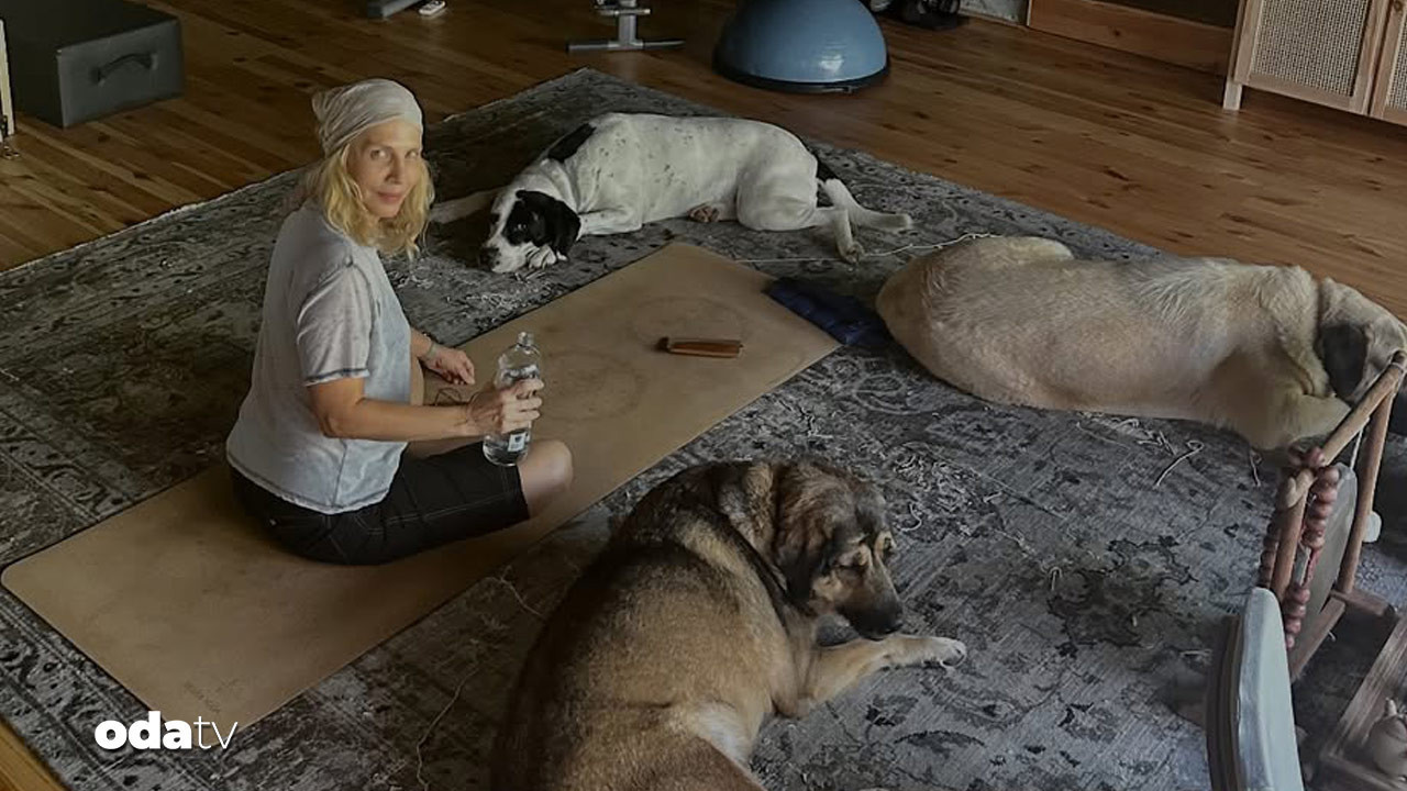 sertab erenerden duygusal veda naUkyrJd