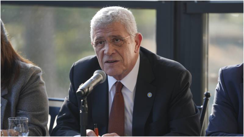 dervisoglu cumhurbaskani gecmis olsun dileklerini iletti kimse birinin elini siktim diye fikirlerimin degisecegine inanmasin EtmXEhJs