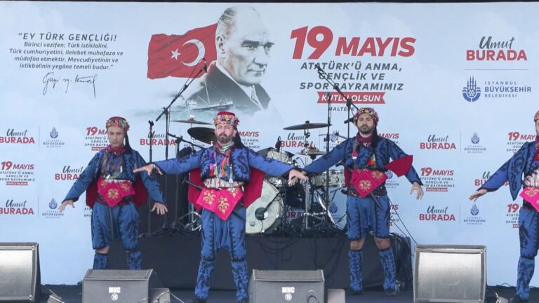 19-mayis-ataturku-anma-genclik-ve-spor-bayrami-maltepede-kutlandi-Bu6rFgB3