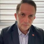 eski-akpli-acik-acik-uyardi-sandikta-faturasi-agir-olur-DU7wn4JZ