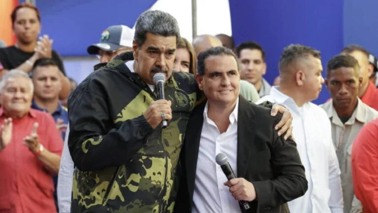 venezuela-maduroya-yakin-isim-alex-saabi-yeniden-abdye-teslim-etti-3qCxMQAA