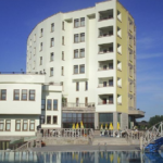 Ankaranin unlu oteli icradan satisa cikti k7Dg8az9